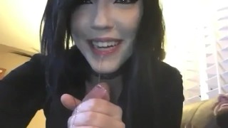 Girl gets surprised cum in her mouth