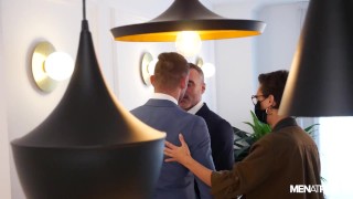 Backstage Menatplay “Suit Up!” Manuel Skye + Marcos Oliveira